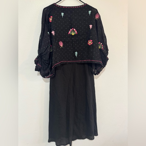 Kaveri Embroidered Linen Black Dress With Floral Sz M - Picture 6 of 10